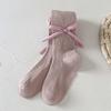 Pantis para niñas Primavera y Otoño Delgadas Leggings para niños Medias de seda Blancas Ropa exterior Leggings para bebé Ganchos para los pies