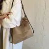 Bolso Tote Grande Retro Moderno para Mujer 2026 Principios de Primavera Nuevo Elegante Casual Bolso de Hombro para el Trabajo y el Viaje