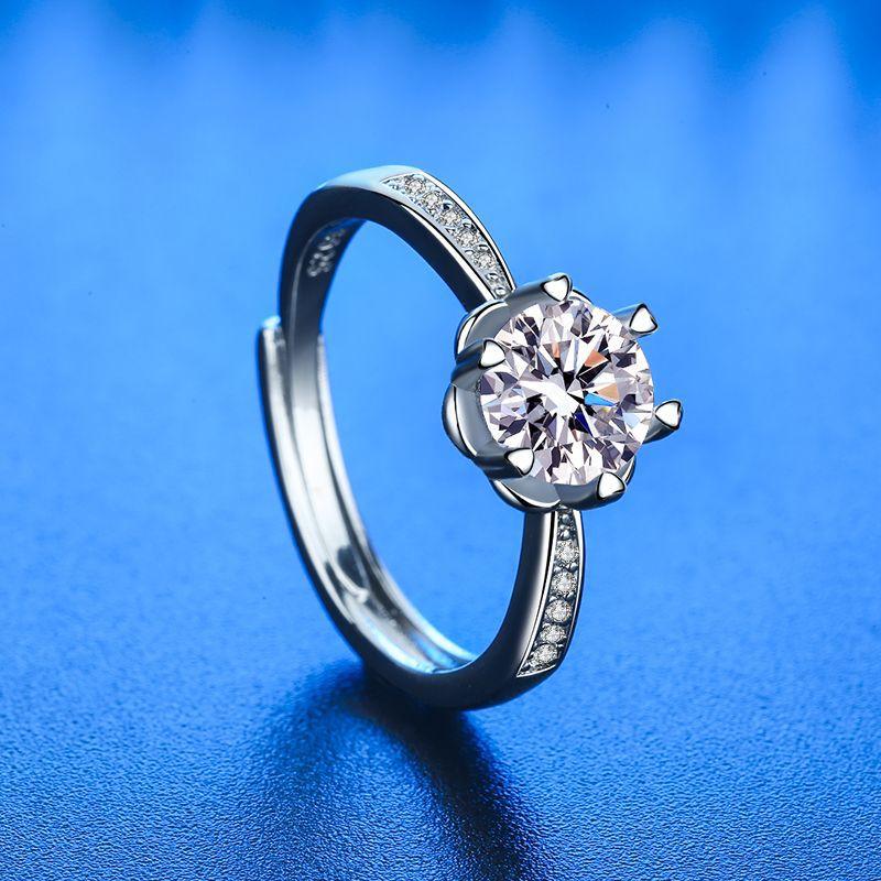 仿真莫桑钻戒指