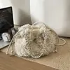 Bolso de Lana de Cordero Shuai Mi Jia para Mujer 2026 Nuevo Moderno y Elegante Bolso de Hombro Versión Coreana Bolso Cruzado de Nicho de Moda