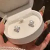 Pendientes de Aro Redondos con Colgante de Zirconia y Perla Estilo Francés de Lujo Ligero con un Diseño Único, Pendientes Exquisitos y Versátiles para Mujer