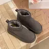 Botines cortos que aumentan la altura zapatos de algodón engrosados estilo nuevo botas de algodón suela gruesa 2026 invierno botas de nieve del noreste botas de nieve para mujer cálidas con forro de felpa