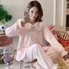 Pijama de Flanela Outono e Inverno para Mulheres, Roupa de Casa Mais Grossa com Forro de Fleece, Estilo Princesa Menina Primavera e Outono, Pijama de Inverno em Fleece Coral