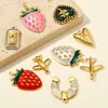 Avião Transfronteiriço Coração Trevo de Quatro Folhas DIY Pingente de Aço Inoxidável Pulseira de Morango Feminina Colar Joia de Aço Titânio Pingente