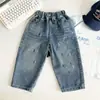 Valle del Viento 2026 Otoño Nuevo de Moda Genial Individualista Jeans para Niños con Efecto Salpicado Versátiles Pantalones de Pierna Ancha para Niños Primavera/Otoño