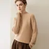 Novo suéter de malha trançada 100% cashmere puro para outono e inverno, gola alta média, cor sólida, solto e versátil, blusa de base tricotada.