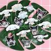 Estilo Ins Macio Fofo Kuromi Emblema de Acrílico Cachorro Canela Broche de Desenho Animado Acessórios DIY para Bolsa Medalha Feminina