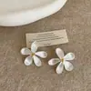 Aretes Metálicos de Flor Texturizada para Mujer, Sencillos, Personalizados, Modernos, Únicos, Exquisitos, Tendencia para el Trabajo, Pendientes y Aretes Versátiles