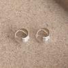Aretes de Aro Liso con Concha Texturizada Aretes de Diseño Nicho Aretes Simples Elegantes Estilo Francés para Mujer 2025 Nuevos Aretes