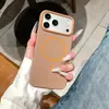 Adecuado para iPhone 18 Pro Max Funda Magnética Mate para Teléfono Apple 17 Tacto de Alta Gama Pintada en Spray 16 Funda Suave Cubierta Protectora