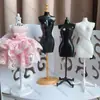 Suportes de Exibição de Modelos em Miniatura para Gatos e Cachorros, Cabide de Roupa para Bonecas em Escala 1/6, Suporte de Roupa de Chão