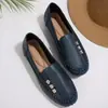 Novos mocassins femininos estilo europeu e americano, com design floral retrô, sola plana, bico redondo e confortáveis para o uso diário.