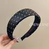 Diadema de esponja de ala ancha de estilo coreano, blanca, de satén, con lunares, para niñas, diadema versátil de copete alto, accesorio de pelo elegante