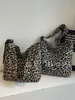 2026 Bolsa de Compras Informal Elegante de Gran Capacidad con Estampado de Leopardo Estilo Perezoso Individual Bolso de Hombro Cruzado de Moda para Mujer