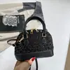 Bolsa de concha com lantejoulas em cores degradê, nova coleção de outono 2026, bolsa de mão simples e estilosa, bolsa de ombro da moda e bolsa transversal