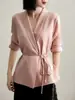 Traje casual de seda de amoreira pesado com design de cintura solta que afina o corpo para mulheres