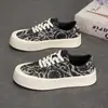 Sapatos Masculinos 2026 Novo Estilo Primavera Estilo Chinês Respiráveis Sapatos Xadrez Cadarço Sapatos Masculinos Baixos Tênis Casuais Masculinos de Lona