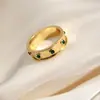 Anillo de Diamante Verde Brillante Sencillo de Moda Anillo de Diamante Morado Personalizado de Moda para Hombres y Mujeres Anillo de Dedo Exagerado Europeo y Americano