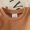 Conjunto de Top de Manga Corta de Canalé Color Caqui y Pantalones Largos de Mezclilla Estampados para Niñas, Estilo Europeo y Americano, Comercio Exterior, Verano 2026