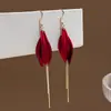 Pendientes de Plata 925 con Aguja, Pétalos Dinámicos y Borlas Doradas, Largos y Elegantes, Pendientes de Alta Sociedad, Accesorios de Oreja Simples y Versátiles