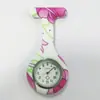 Popular Reloj de Pulsera Redondo para Enfermera con Transferencia de Agua y Estampado Colorido, Correa de Silicona, Reloj de Moda Universal para Estudiantes Mujeres, Esfera al por Mayor