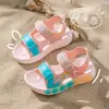 Sandalias Infantiles 2025 Nuevas de Verano Antideslizantes Suela Suave para Niñas Tallas Medianas y Grandes Velcro Calzado para Niños Pequeños Sandalias de Playa para Bebé
