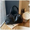 Bolsa de Tote de Invierno 2025 Bolsa de Gran Capacidad Bolso de Hombro Único de Nicho para Mujer Alta Apariencia Simple Casual Bolso de Axila para Mujer