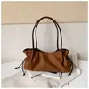 Bolso casual de moda nuevo de gran capacidad con una textura simple, bolso tote para mujer otoño e invierno 2025, bolso de hombro único