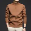Suéter de lana nuevo para hombre de otoño e invierno, con media cremallera, cuello alto, grueso, cálido, versátil, moderno, camiseta interior