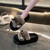 Pantuflas de Mujer Calientes de Una Tira Peludas con Hebilla de Cuero de Acento 2026 Nuevo Modelo Suela Suave Antideslizante Cómodas para Salir Zapatos Perezosos
