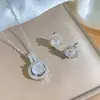 Conjunto de Moda Transfronterizo Incrustado con Circonita Collar y Pendientes Conjunto de Dos Piezas Trébol de Cuatro Hojas Completamente Diamantado Versátil Joyería de Lujo Ligero