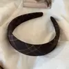 Tiara ondulada com dentes estilo coreano para lavar o rosto, tiara alta torcida antiderrapante para mulheres, acessório de cabelo para sair, acessório de cabelo popular online