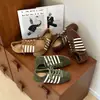 2026 Nuevos Zapatos de Entrenamiento Alemanes Personalizados para Mujer, Estilo Popular de Este Año, Zapatos Transpirables Forrest Gump, Velcro, Suela Plana, Versátiles, Cómodos
