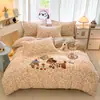 Juego de Cama de Chenilla Bordada de Invierno Leche Terciopelo Cuatro Piezas Caliente por Ambos Lados Más Terciopelo Funda Nórdica de Coral Franela Sábana