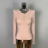 Camisa Base Feminina de Manga Longa Cor Sólida Versátil Slim Fit Doce e Picante Valoriza a Silhueta Sexy Feminina Moda Dongdaemun Coreana