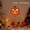 Lanterna de abóbora de Halloween Display de mesa Janela Placa de rua Lâmpada Cena Decoração Atmosfera Luminária de mesa Ornamento de madeira Adereço Luz decorativa