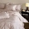 Conjunto de cama de quatro peças em jacquard luxuoso estilo francês com babados, algodão Tencel, com toque fresco, amigo da pele, sedoso e de alta qualidade.