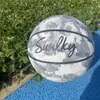 Baloncesto de alta calidad, cumple con los estándares para los exámenes de ingreso a la escuela secundaria, tamaño 7, unisex, hecho de material PU duradero, adecuado para uso en interiores y exteriores, un gran regalo para adolescentes y personalizable para fines de entrenamiento.