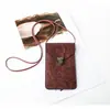 2026 Nova Moda Estampada Nicho Bolsa para Celular Portátil Padrão Retrô Bolsa Transversal Estilo Coreano Simples Fecho de Metal