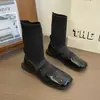 Botas 2026 Primavera Verão Botas Meias Sapatos Femininos Novas Meias de Tricô Cano Curto Único Elástico Bico Quadrado Emagrecimento Botas Curtas Conectar
