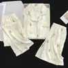 Conjunto de Pijama de Tres Piezas Simple Casual de Nube Verano Nuevo Manga Corta Shorts Pantalones Largos Ropa de Casa Delgada Verano Lindo