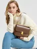 Suministro Exclusivo Transfronterizo de Bolsos Cuadrados Pequeños de Piel de Vaca Nuevo Estilo 2026 Moderno para el Día a Día Bolso de Mujer de Cuero Genuino Bolso Cruzado Retro Versátil