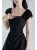 Vestido negro adelgazante con cuello cuadrado para mujer, nuevo verano 2023, estilo francés Hepburn, elegante falda corta de línea A
