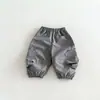 [Sem Trocas ou Devoluções] Calça Cargo Tecida para Meninos 2026 Nova Outono Bebê Cor Sólida Calça Casual Zqk6436