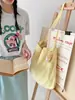 Bolsa Transversal de Ombro com Bolinhas e Creme Suave Bolsa de Pano de Grande Capacidade Estilo Casual Fresco Preguiçoso Bolsa Feminina para Estudante Universitária