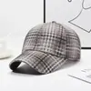 Gorra de béisbol de pata de gallo nueva transfronteriza, combinable con todo, gorra de visera rígida a cuadros retro, gorra de sol para mujer, venta al por mayor