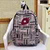 Mochila Nueva Estilo Universitario con Estampado de Estrellas y Cuadros para Estudiantes Mujeres, Gran Capacidad, Ligera, Versátil para Uso Escolar