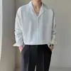 Camisa de manga larga para hombre color albaricoque estilo cubano, madura y sofisticada, con un ambiente fresco y casual, sin planchado, con buena caída, camisa blanca
