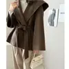 Abrigo de Lana con Capucha Estilo Retro Coreano Color Mejorado con Solapas Grandes y Cordón, Corte Holgado para Figuras Pequeñas 25384