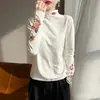 Nueva base de punto bordada estilo chino para mujer, otoño e invierno, cuello semi alto, patrón jacquard, ropa interior elegante, camiseta de alta gama
